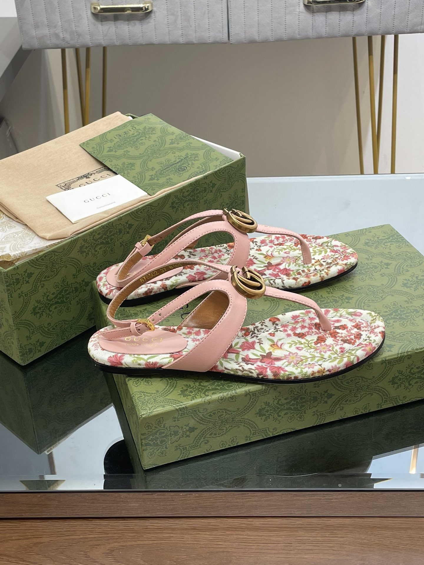 Bagsaaa Gvc*1 Double G leather thong sandals flower