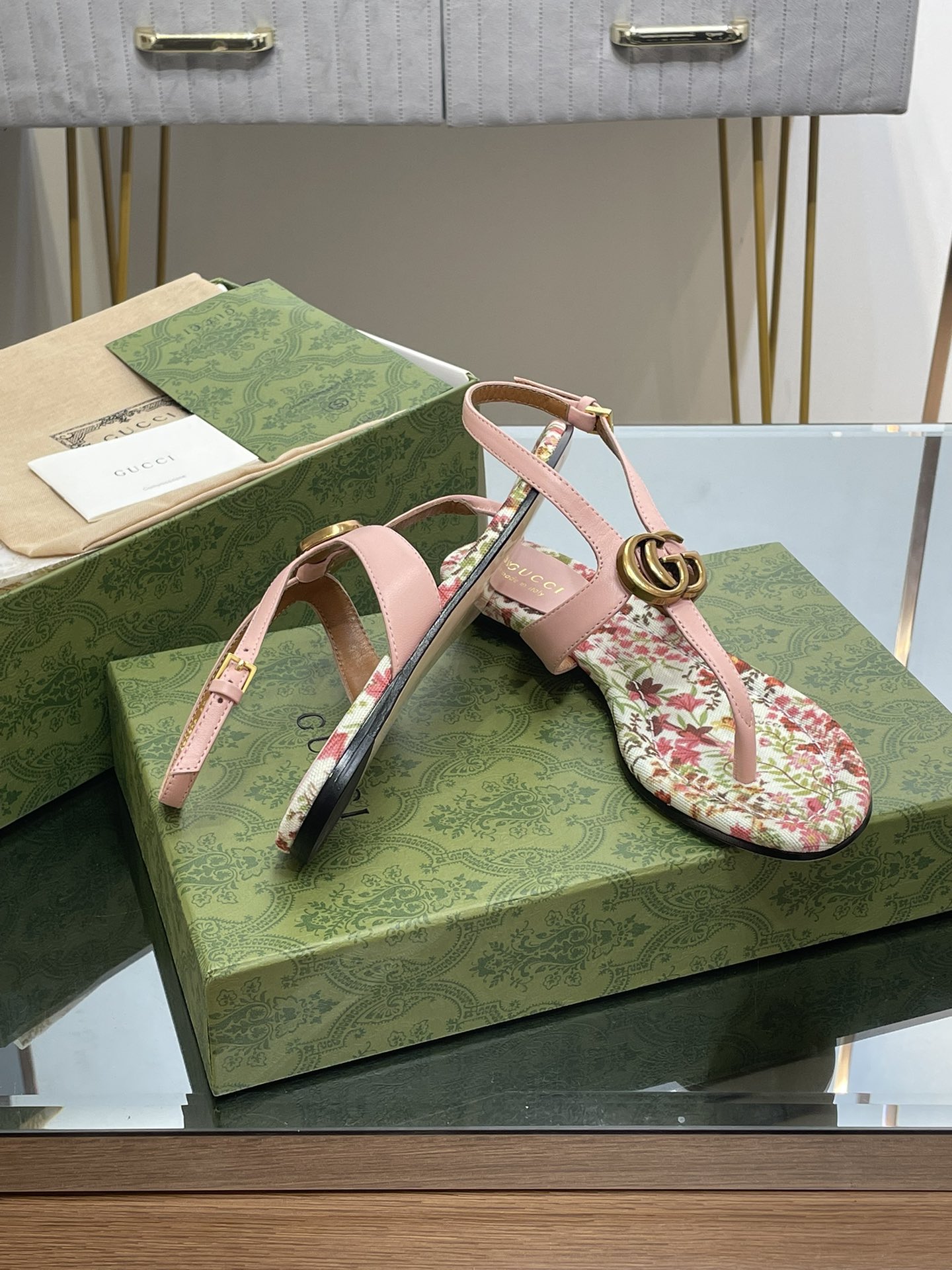 Bagsaaa Gvc*1 Double G leather thong sandals flower