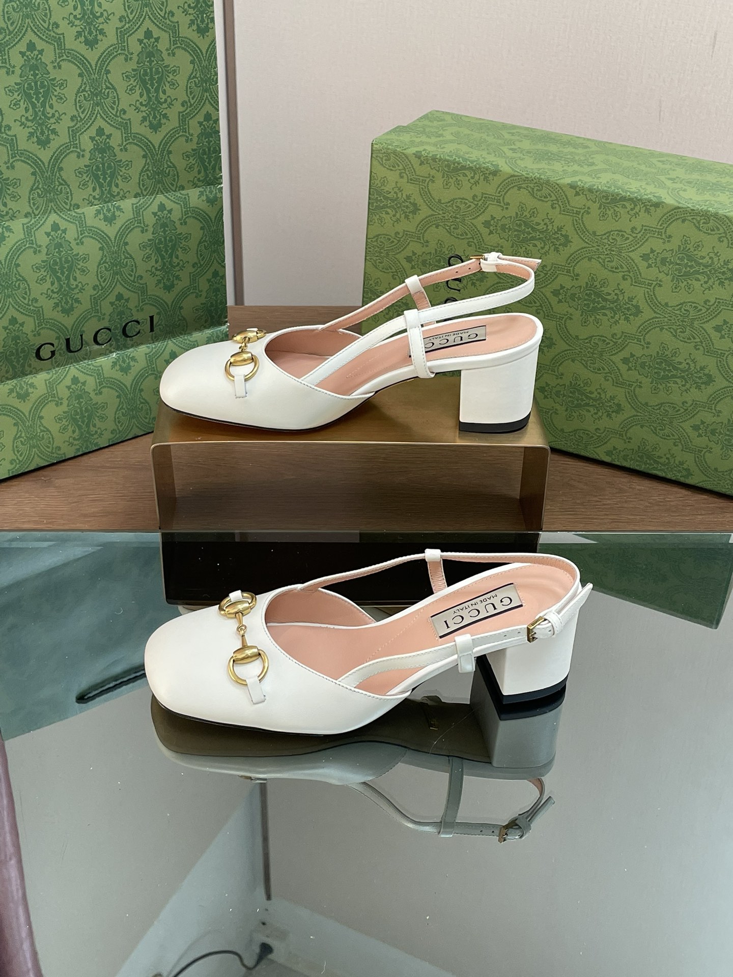 Bagsaaa Gvc*1 Horsebit Slingback In White Leather