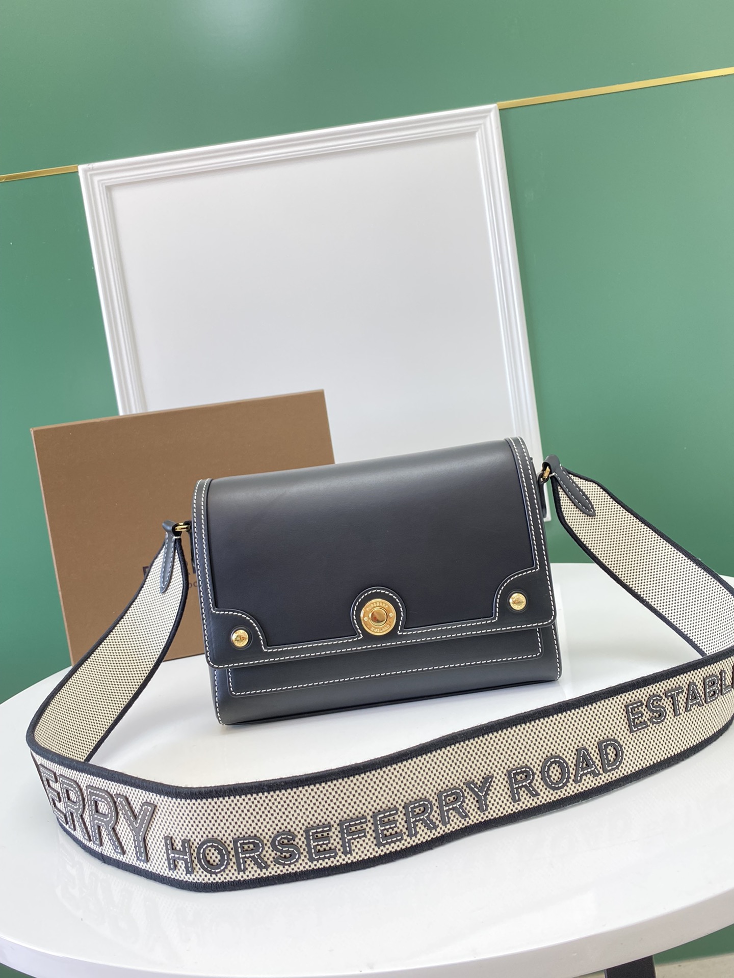 Bagsaaa Bv*b*rry Note Topstitched Crossbody Bag In Black