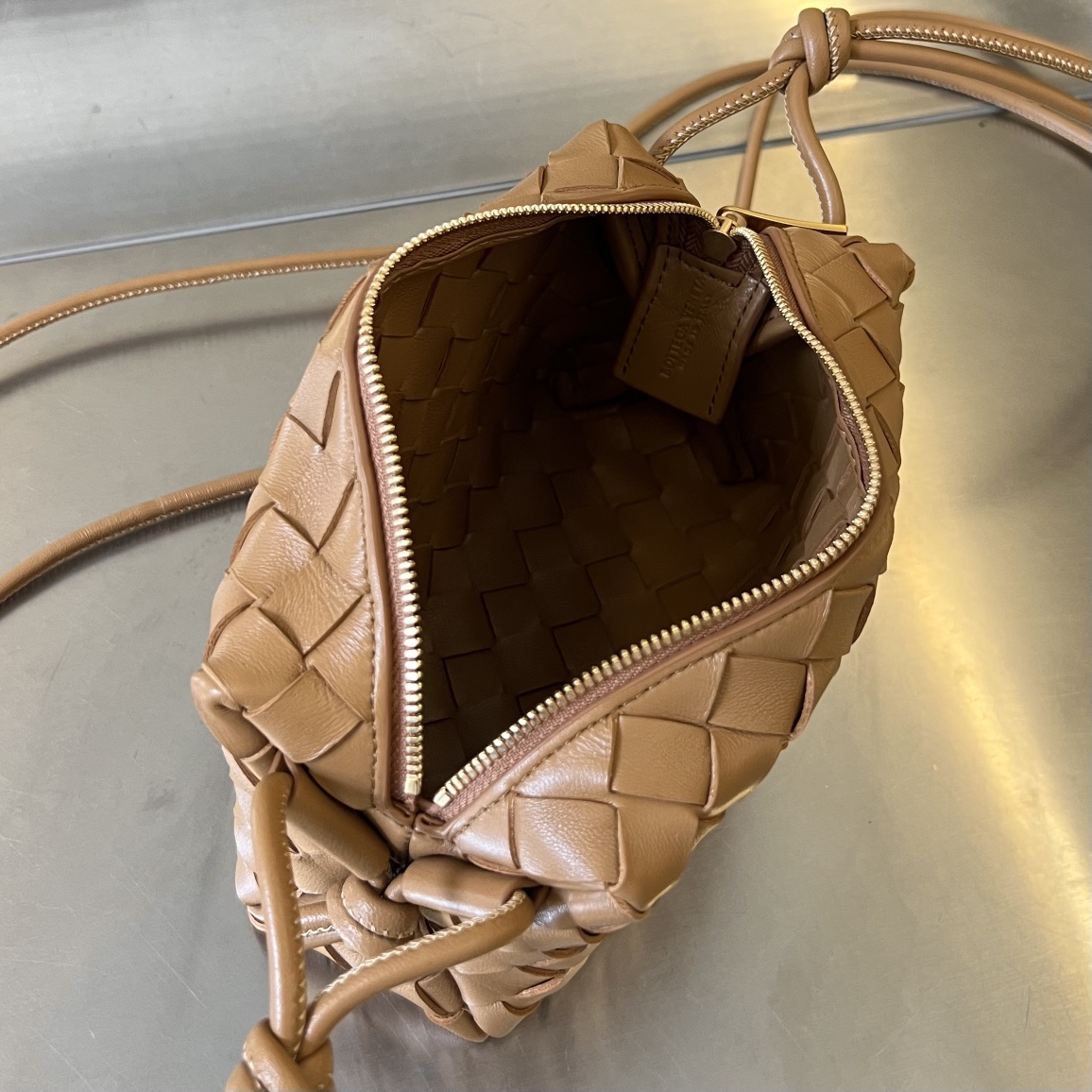 Bagsaaa B0tt*ga Ven*ta Loop Bag Light Brown - 17x10x6cm