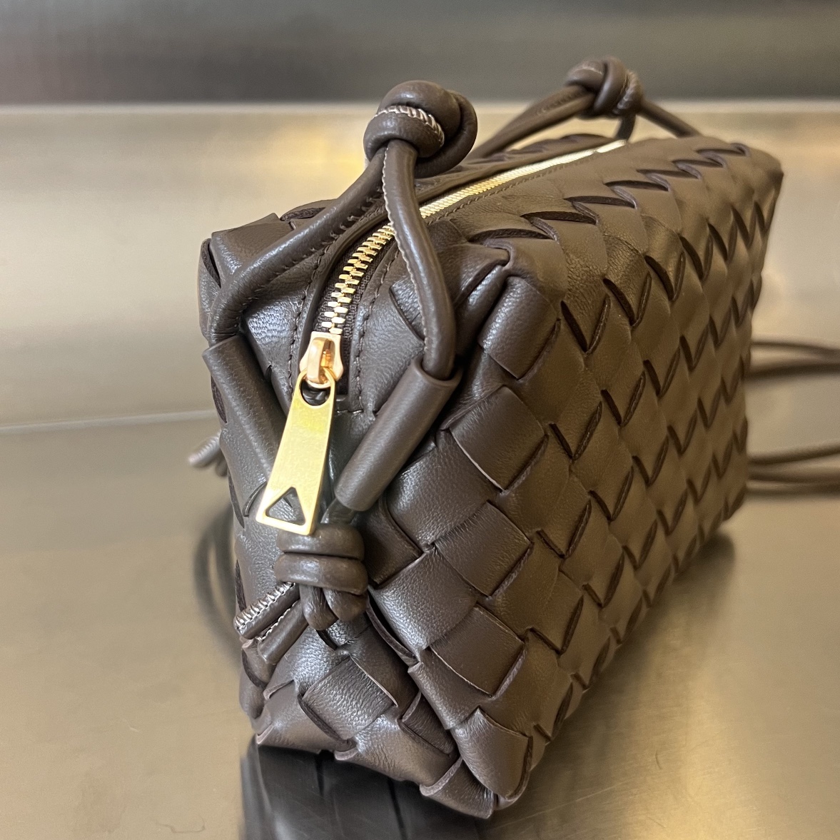 Bagsaaa B0tt*ga Ven*ta Loop Bag Dark Brown - 17x10x6cm