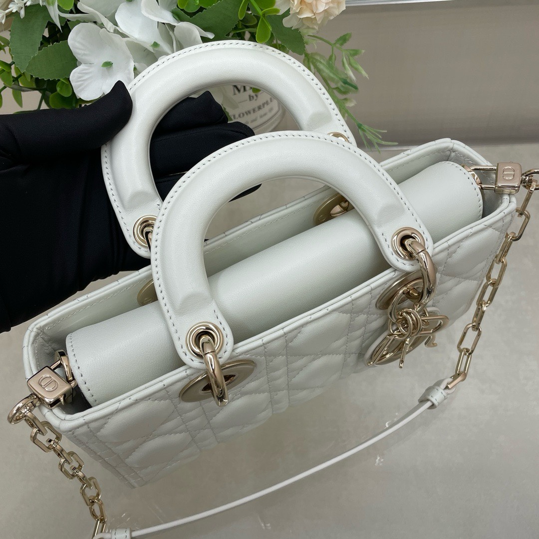 Bagsaaa D10r Lady D - Joy Small In White Leather - 22x12x6 cm