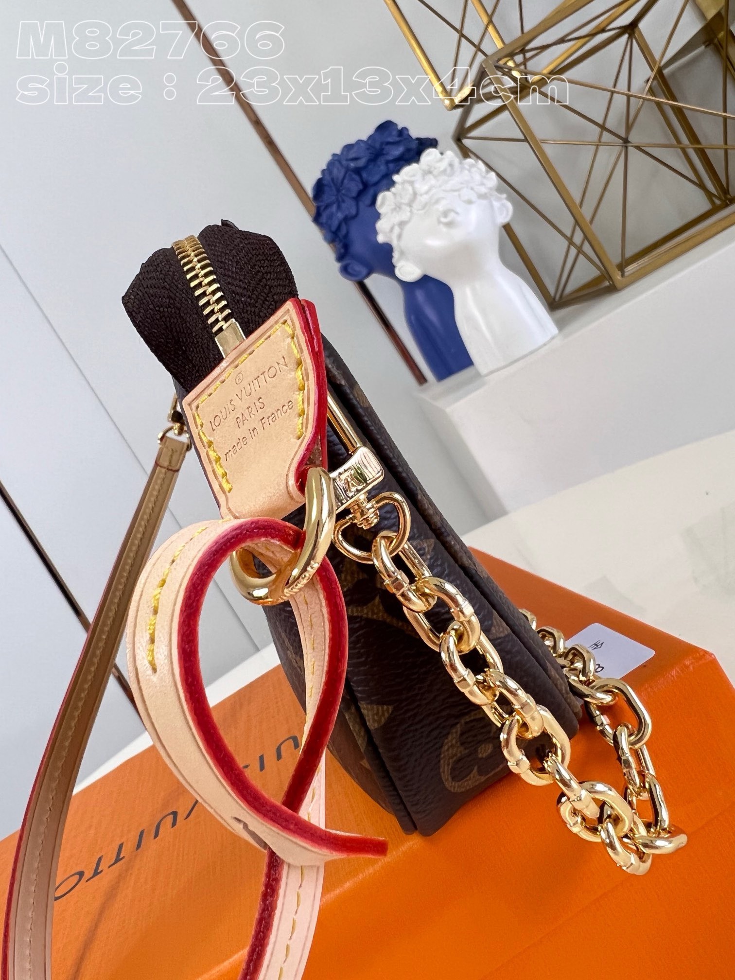 Bagsaaa L0vis Vvtt0n Pochette Accessoires Bag - M82766 - 23.5 x 13.5 x 4 cm
