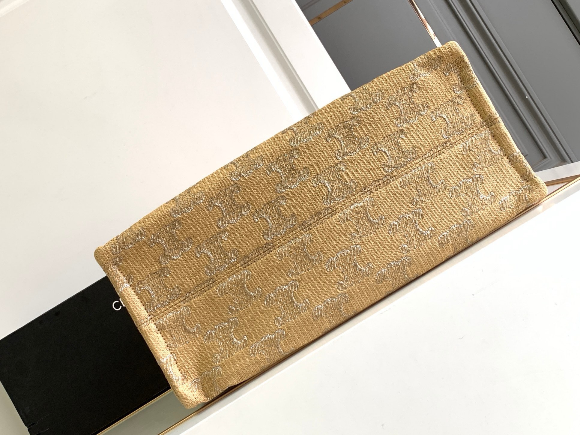 Bagsaaa Ce1i*e Cabas Thais in Raffia Triomphe Jacquard Natural- 41x28x17cm