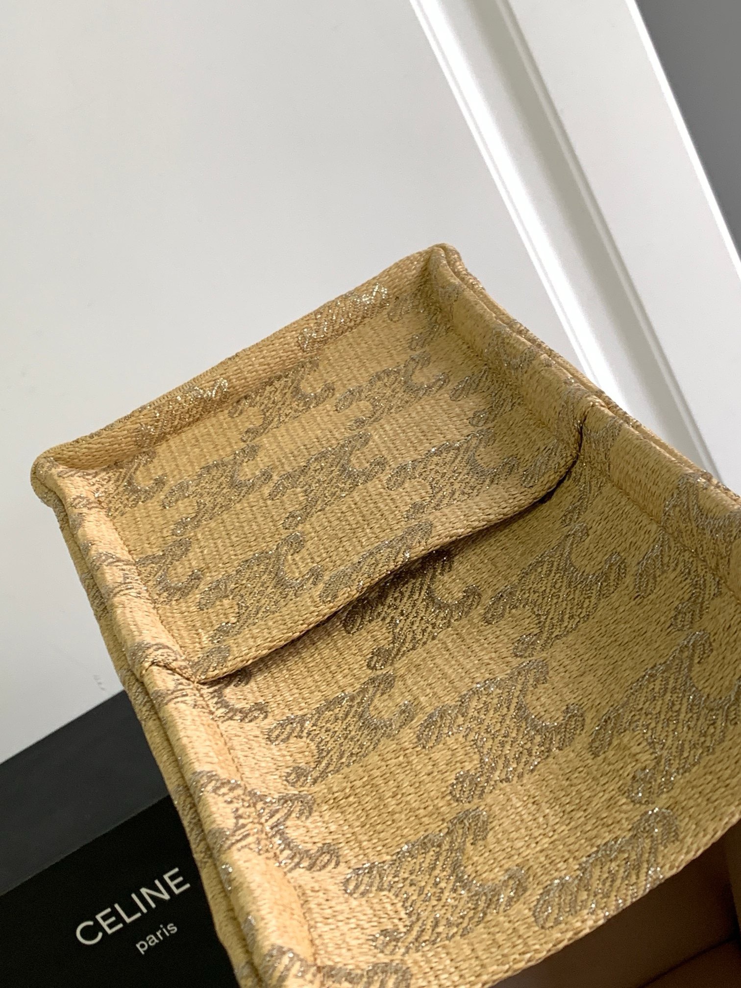 Bagsaaa Ce1i*e Cabas Thais in Raffia Triomphe Jacquard Natural- 41x28x17cm
