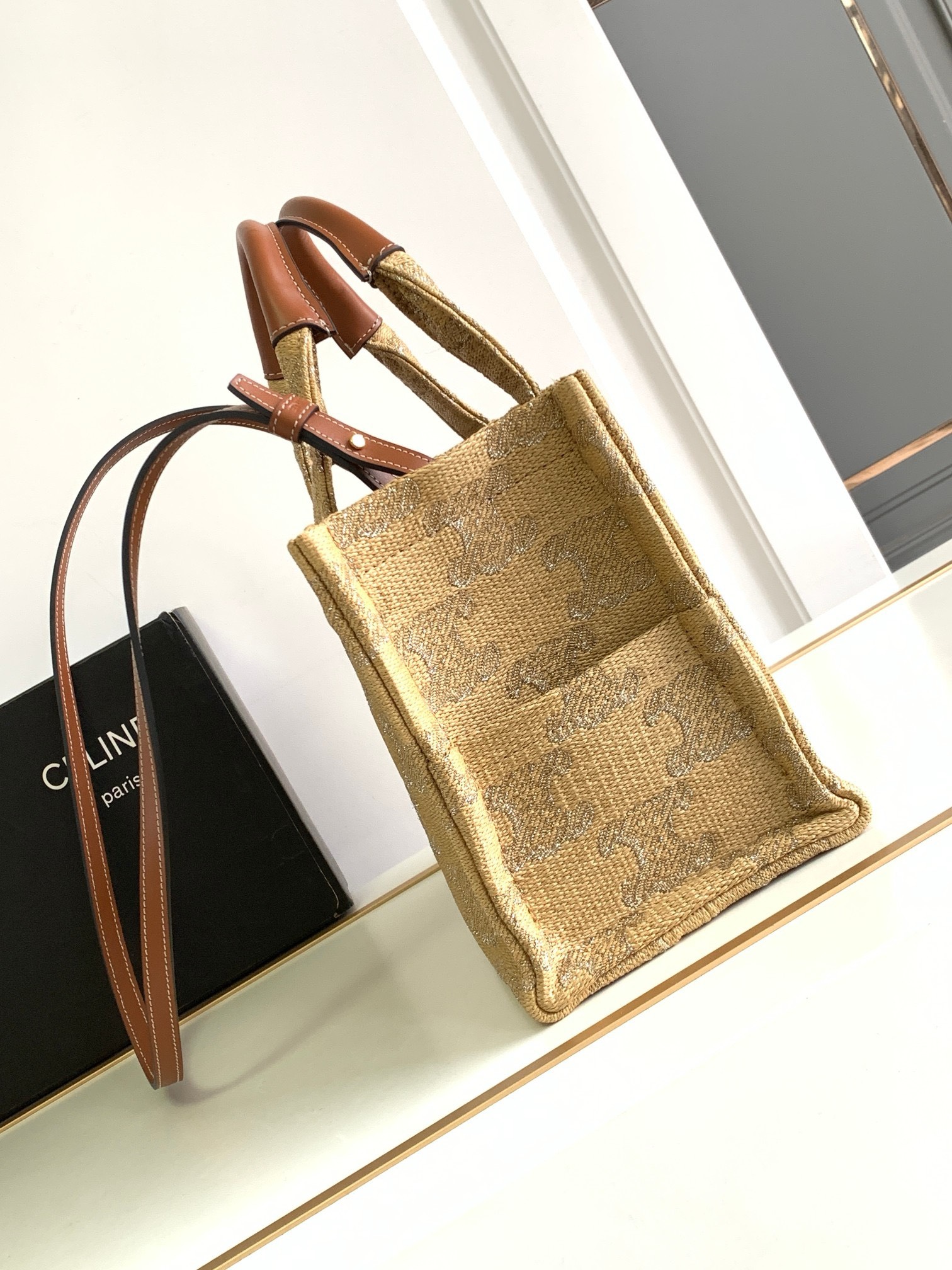 Bagsaaa Ce1i*e Small Cabas Thais in Raffia Triomphe Jacquard Natural - 25.5x18.5x12cm