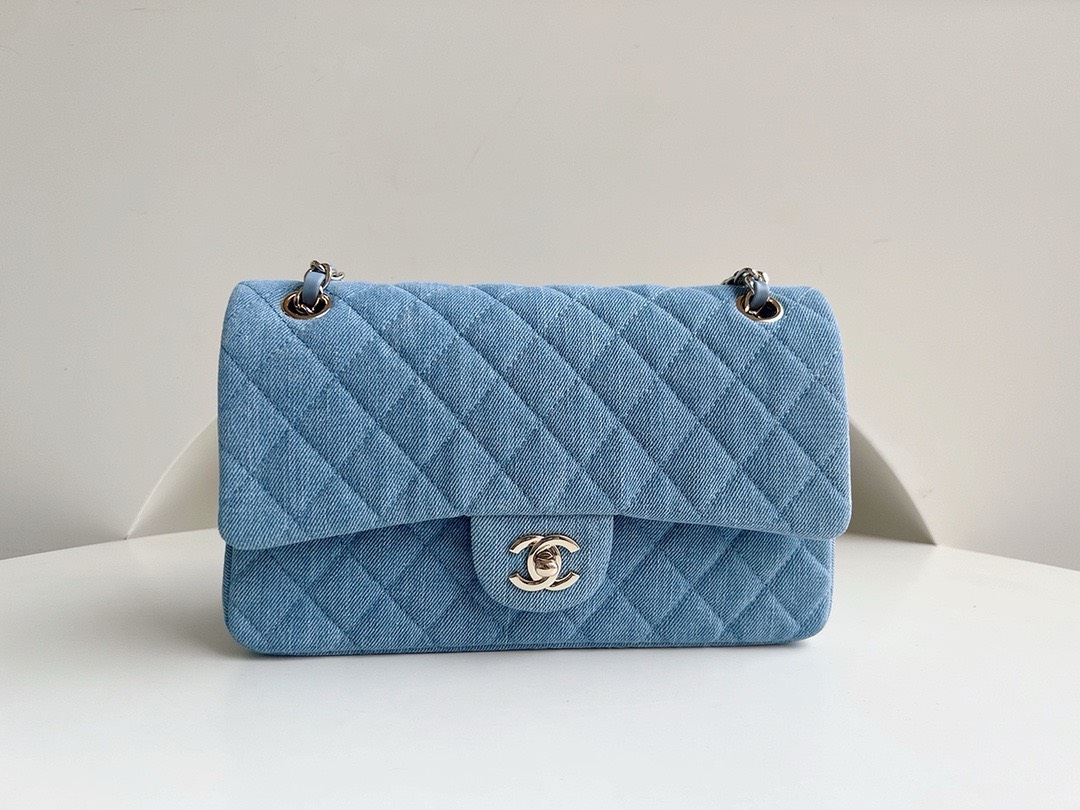 Bagsaaa Ch**el Classic Flap Bag In Light Blue Denim - 25cm