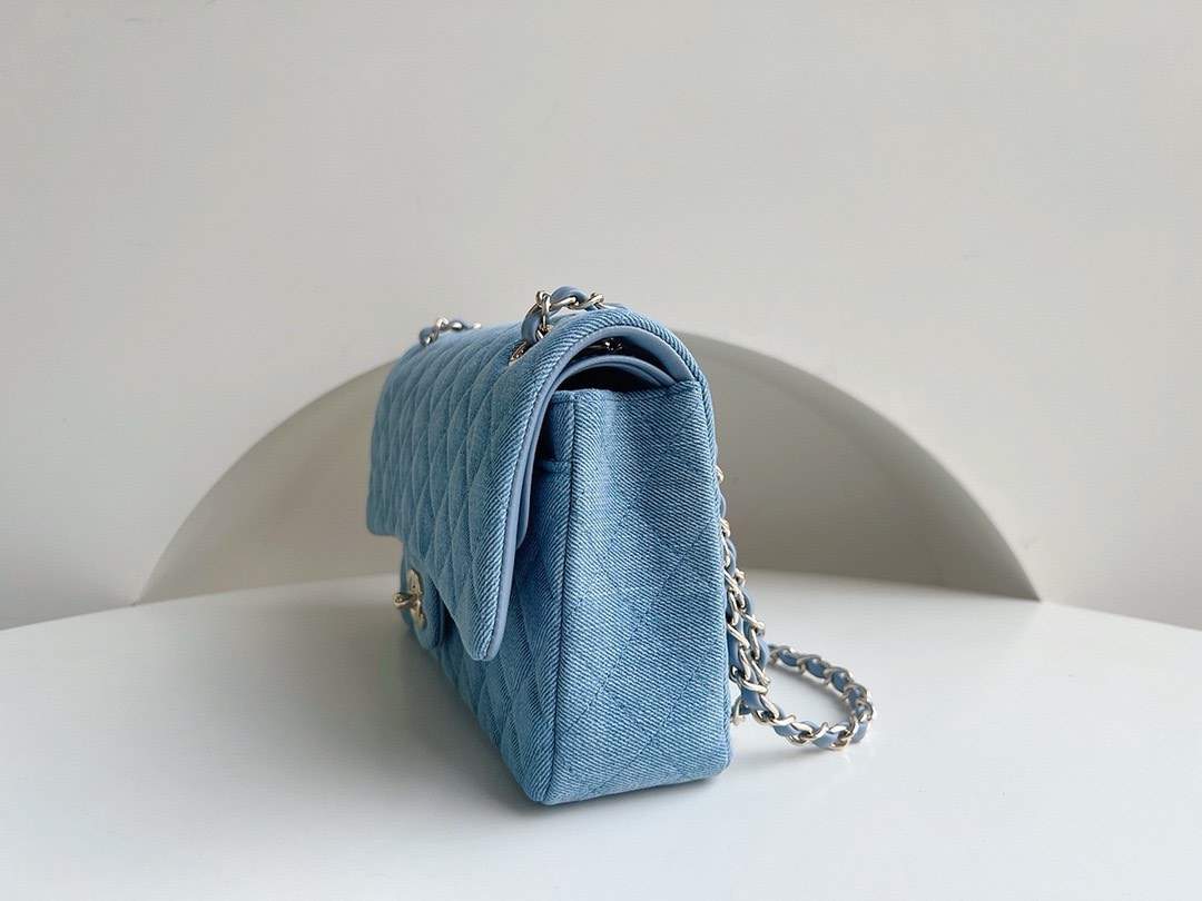 Bagsaaa Ch**el Classic Flap Bag In Light Blue Denim - 25cm