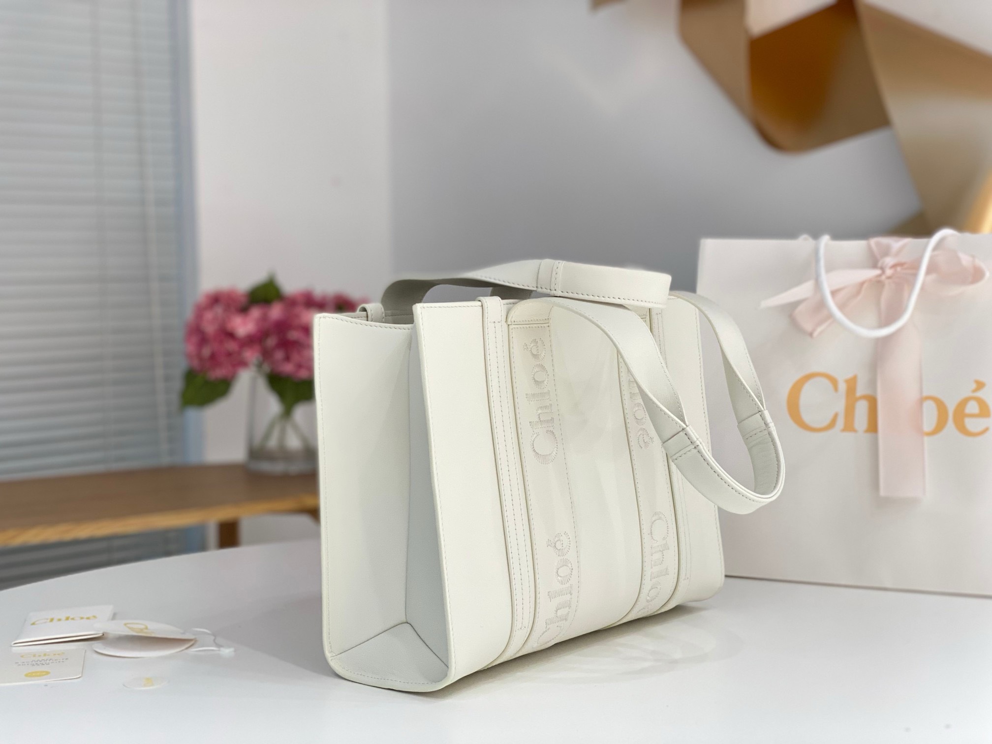 Bagsaaa Chloe Medium Woody Tote Bag Calfskin White - 37x26x12cm
