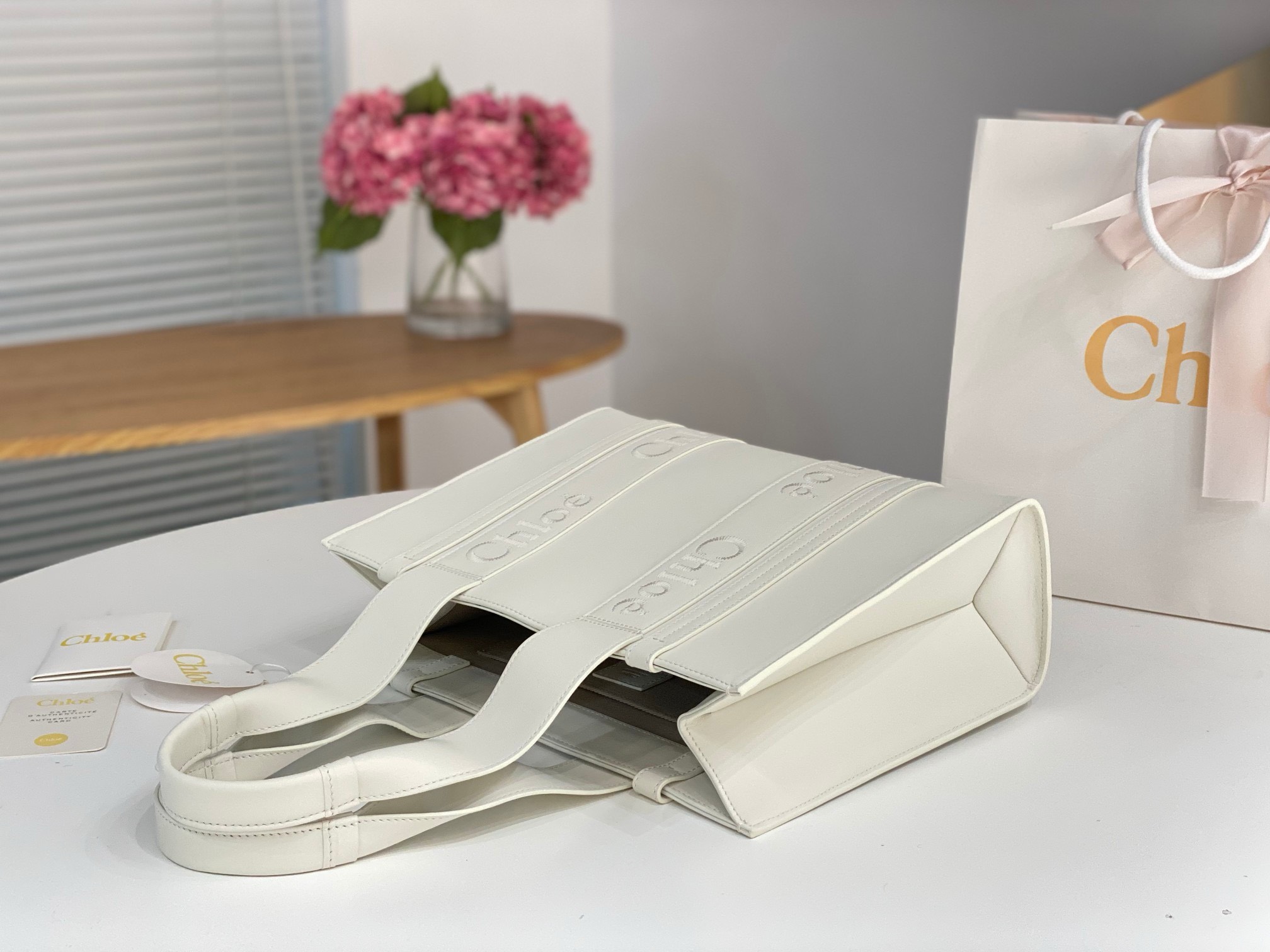 Bagsaaa Chloe Medium Woody Tote Bag Calfskin White - 37x26x12cm