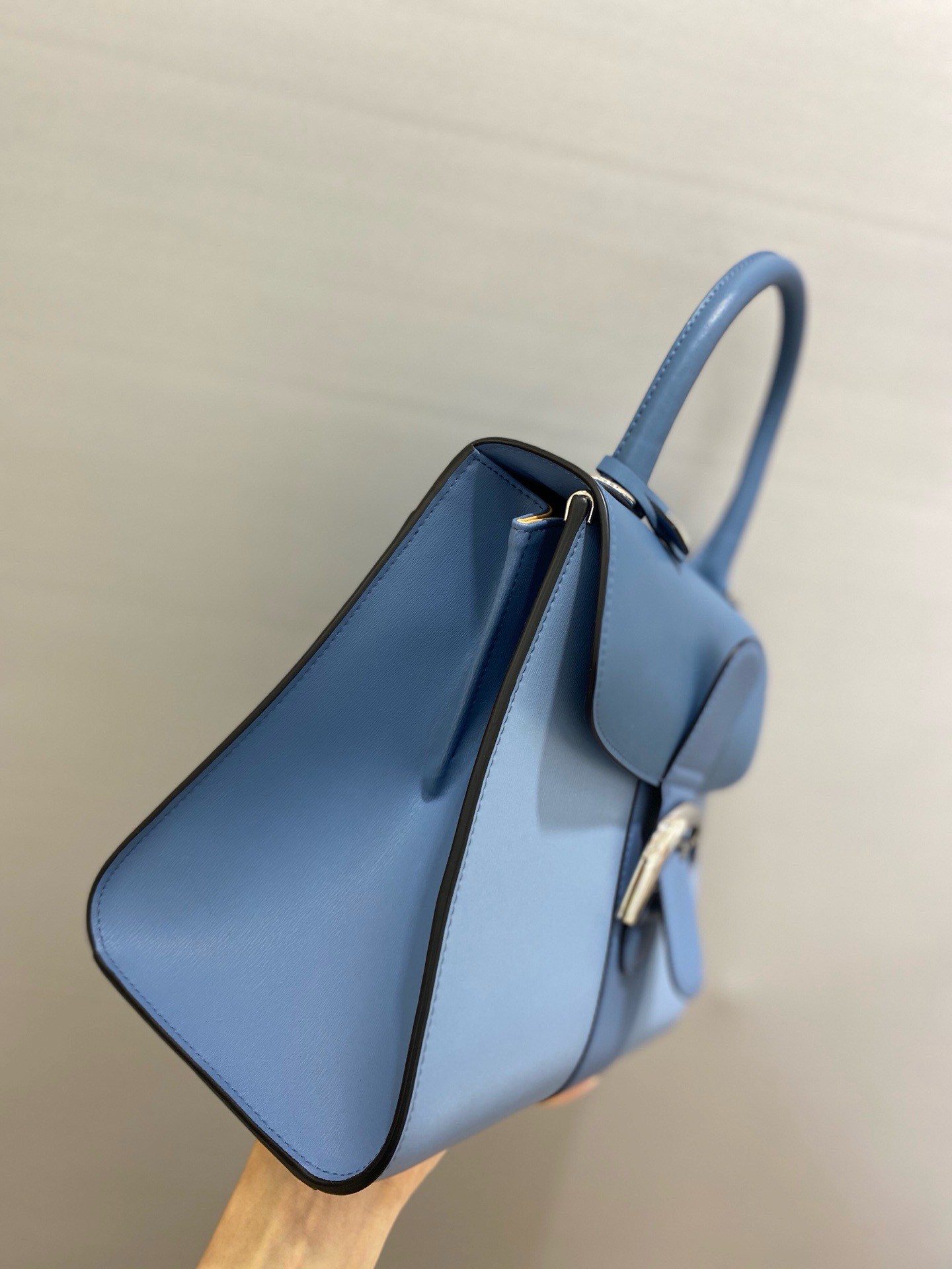 Bagsaaa Delvaux Calfskin MM Brillant Satchel Blue
