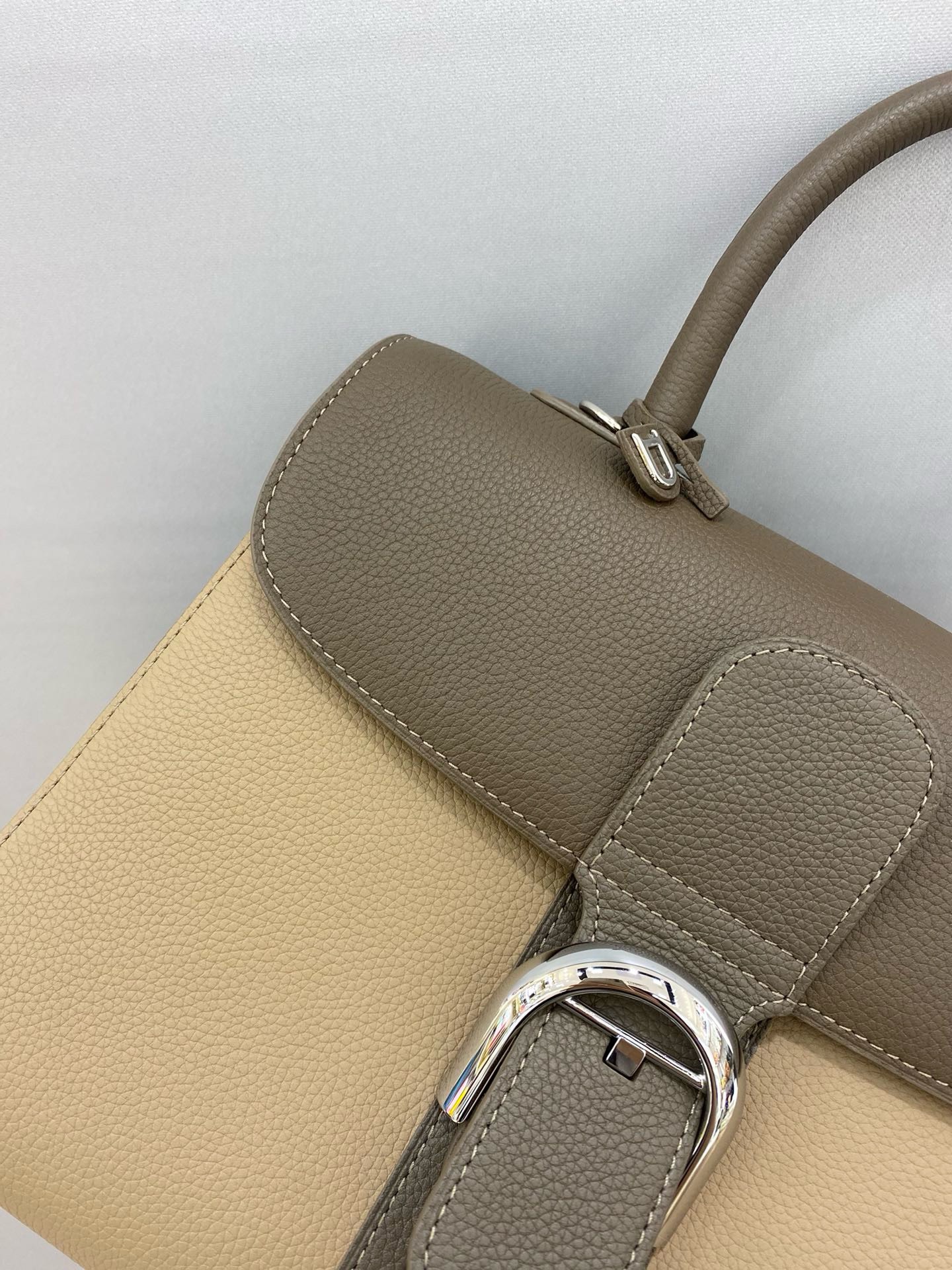 Bagsaaa Delvaux MM Brillant Satchel Grey & Taupe