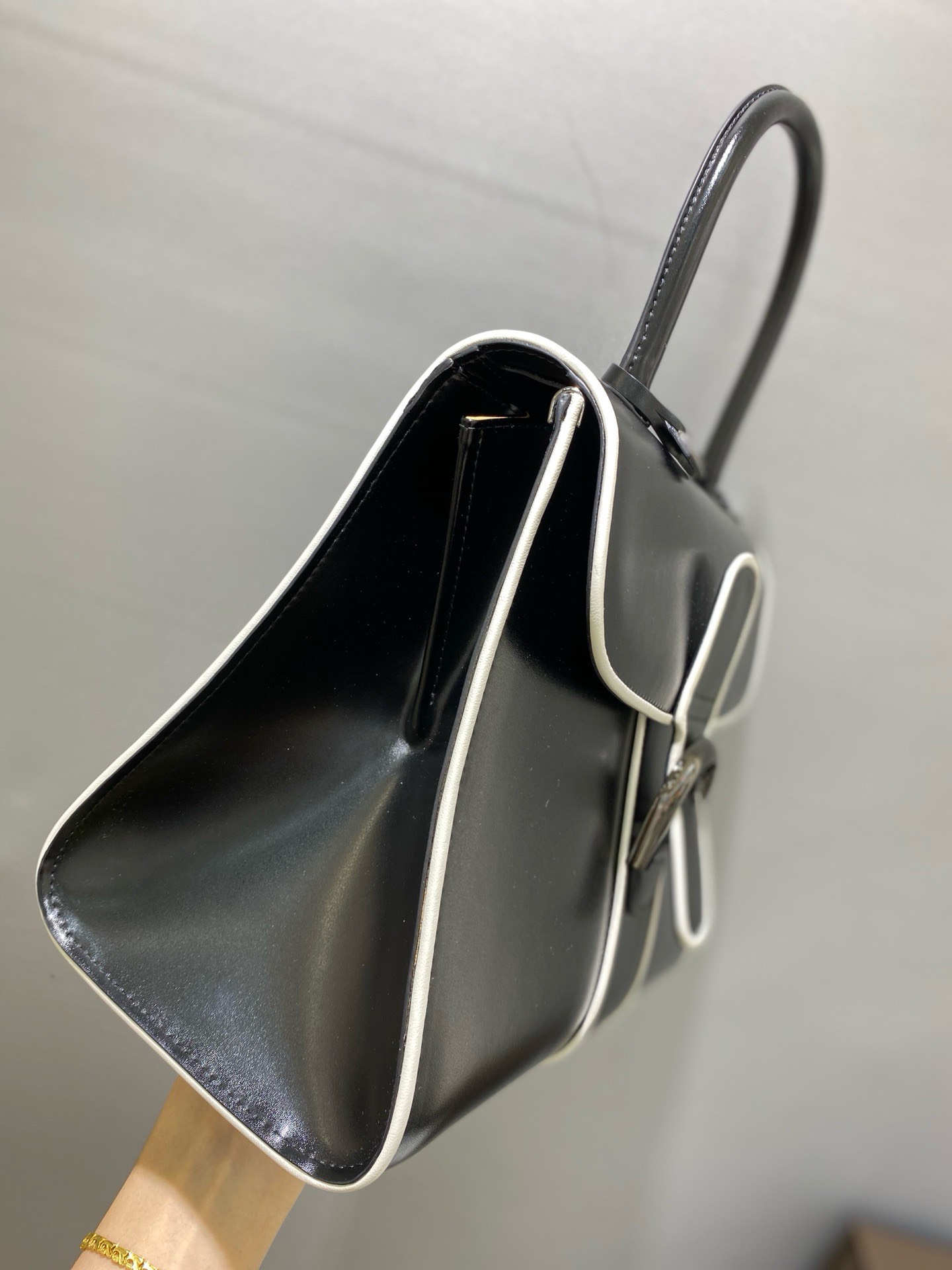 Bagsaaa Delvaux MM Brillant Satchel Black 02