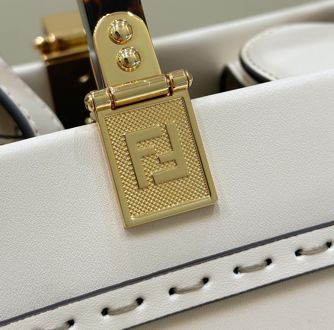 Bagsaaa F**di Sunshine White Small Tote - 25.5x12x23cm
