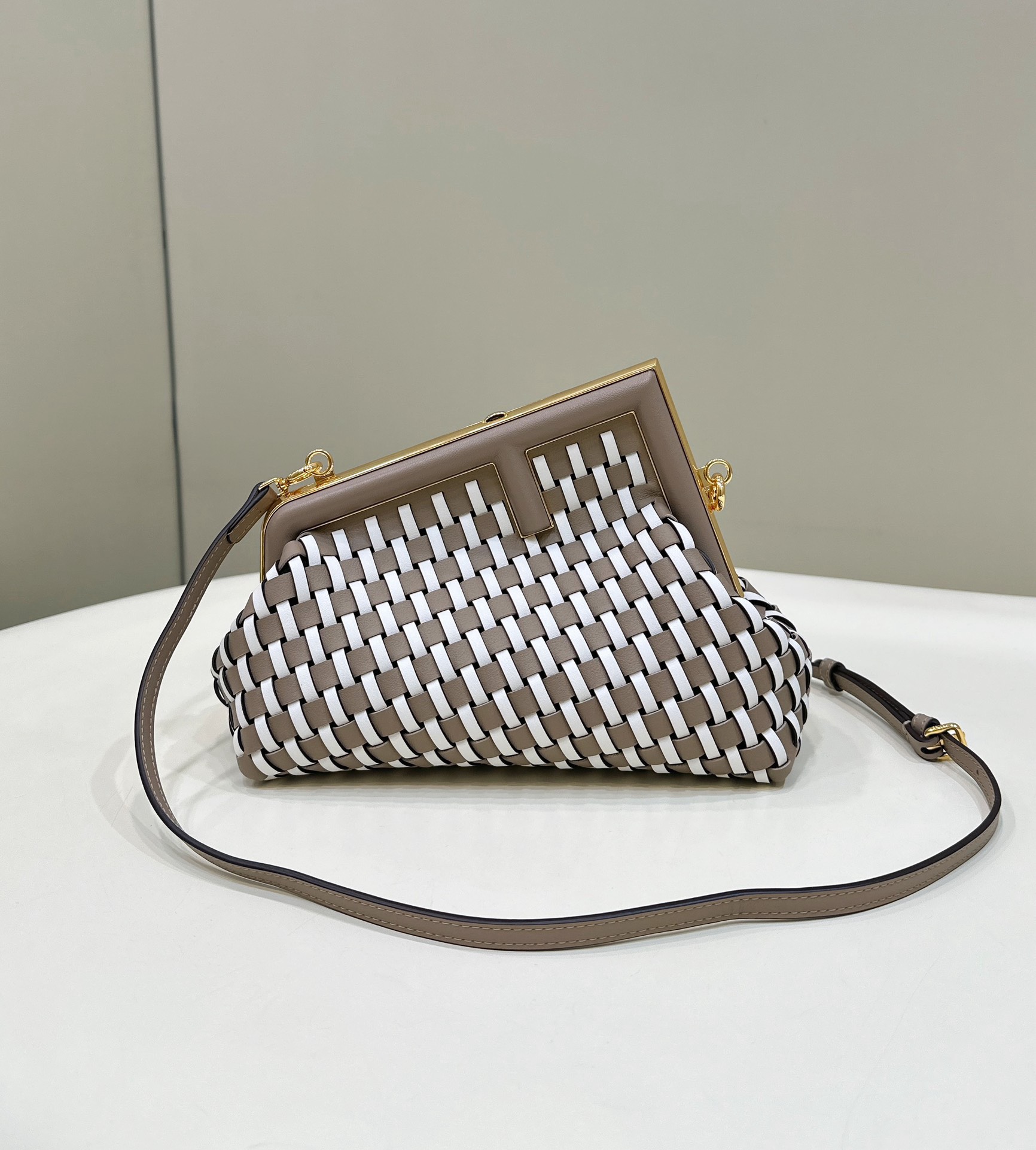 Bagsaaa F**di First Small braided leather bag taupe & white - 26x18x9.5cm