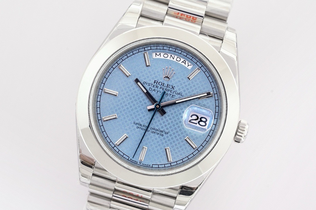 Bagsaaa R01ex Day-Date 40 Blue/18 carat white gold 40mm