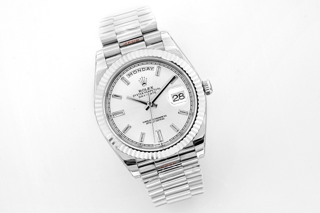 Bagsaaa R01ex Day-Date 40 White/18 carat white gold 40mm