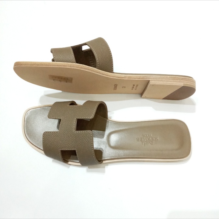 Bagsaaa H**me5 Oran Etoupe Slides