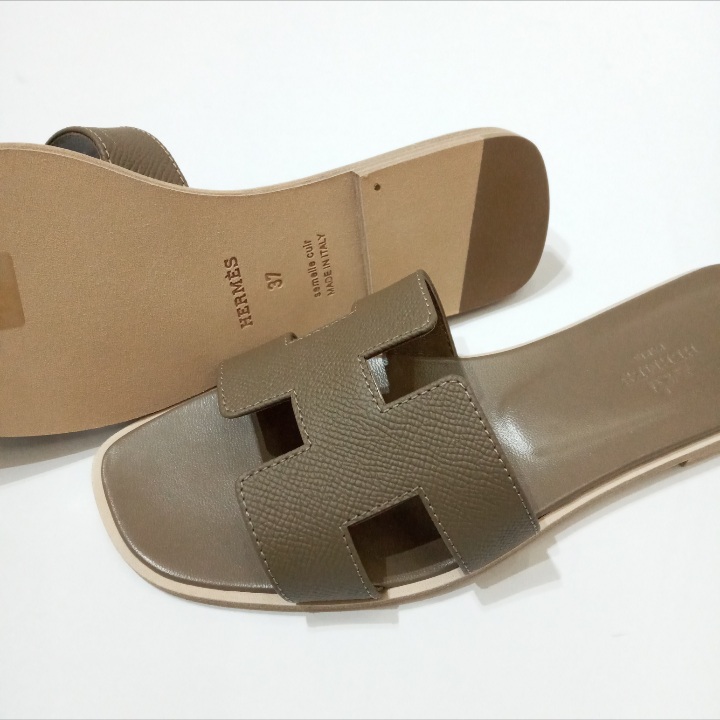 Bagsaaa H**me5 Oran Etoupe Slides