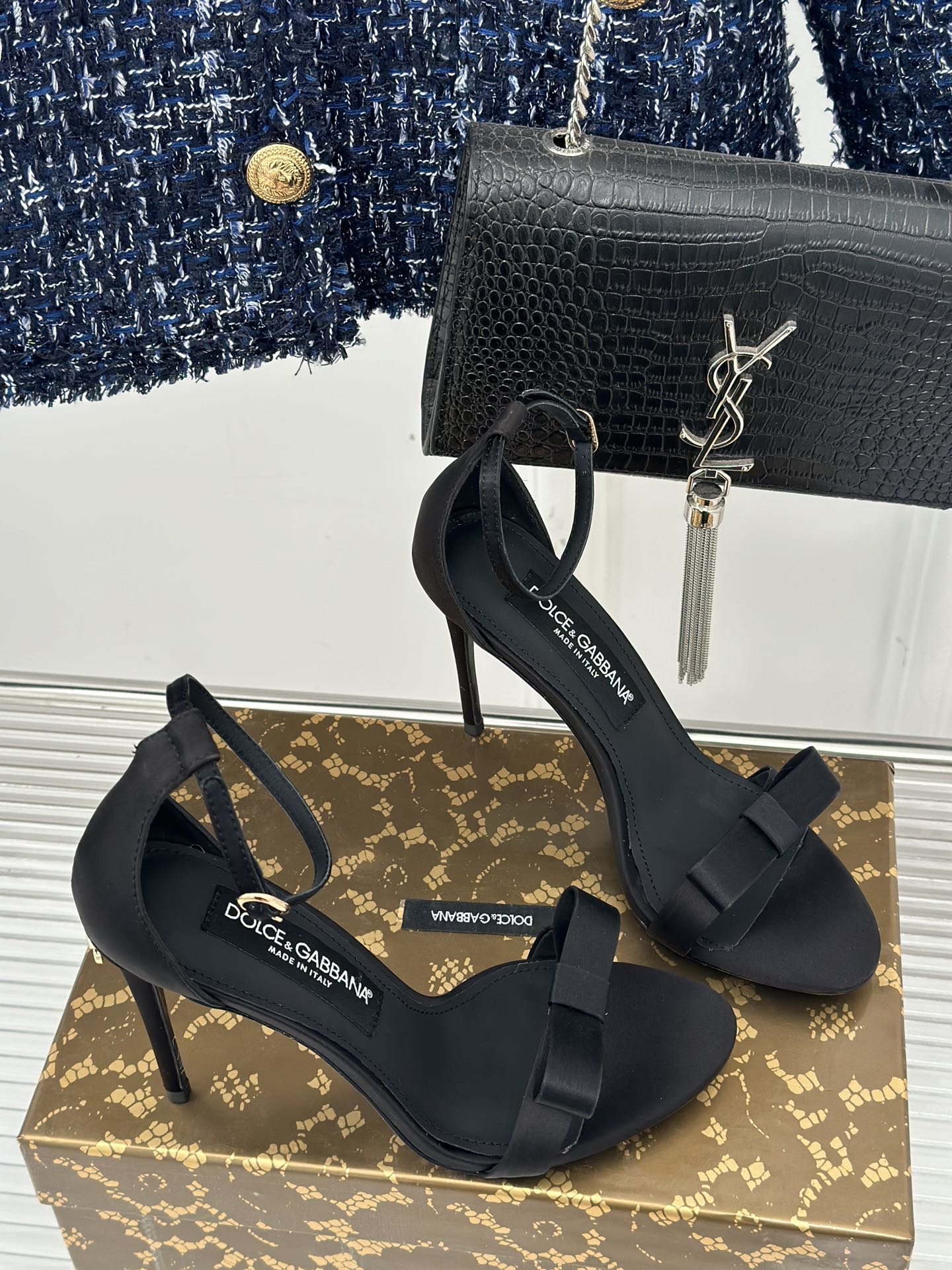 Bagsaaa Dolce & Gabbana Black Satin Bow Heeled Sandals