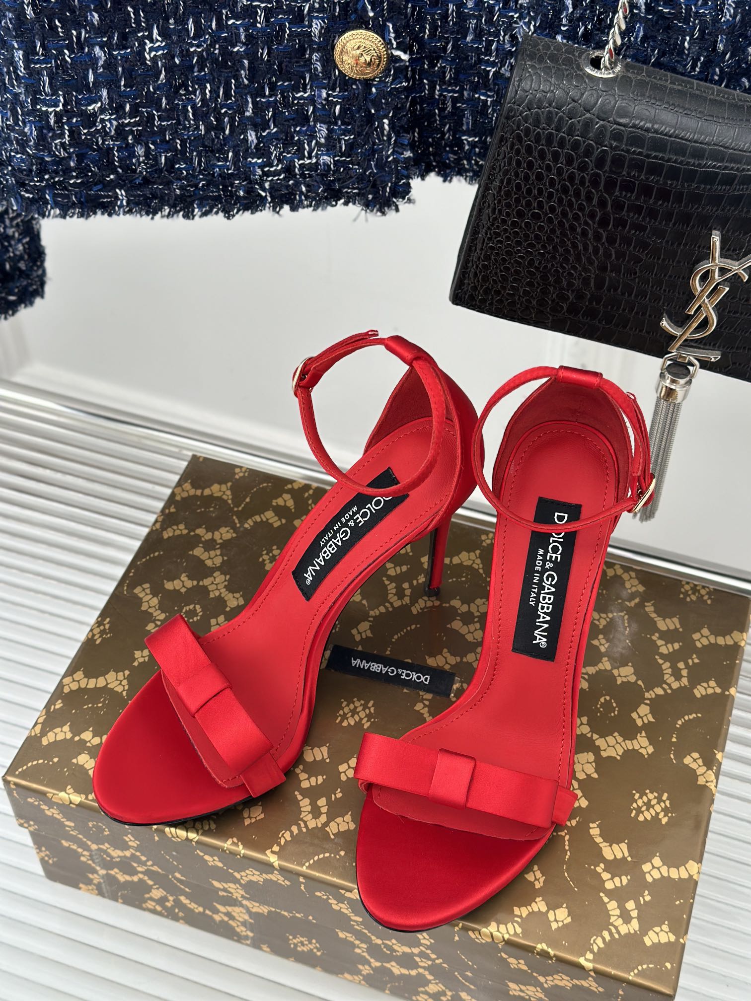 Bagsaaa Dolce & Gabbana Red Satin Bow Heeled Sandals