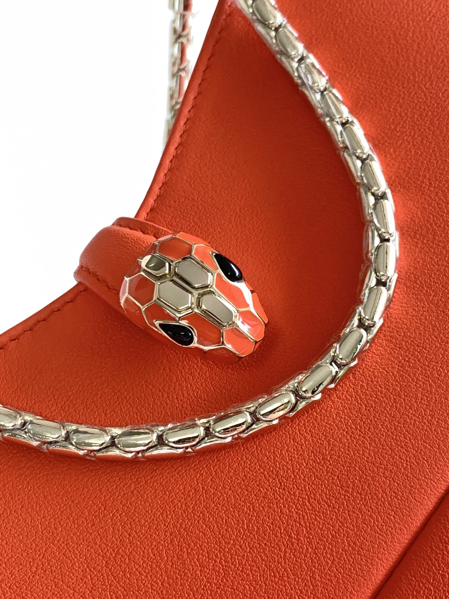 Bagsaaa Serpenti Baia small shoulder bag in orange - 27.5*18*4.5cm