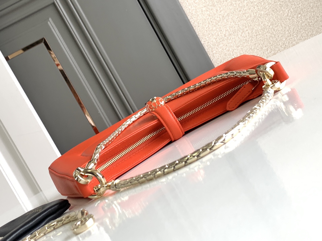 Bagsaaa Serpenti Baia small shoulder bag in orange - 27.5*18*4.5cm