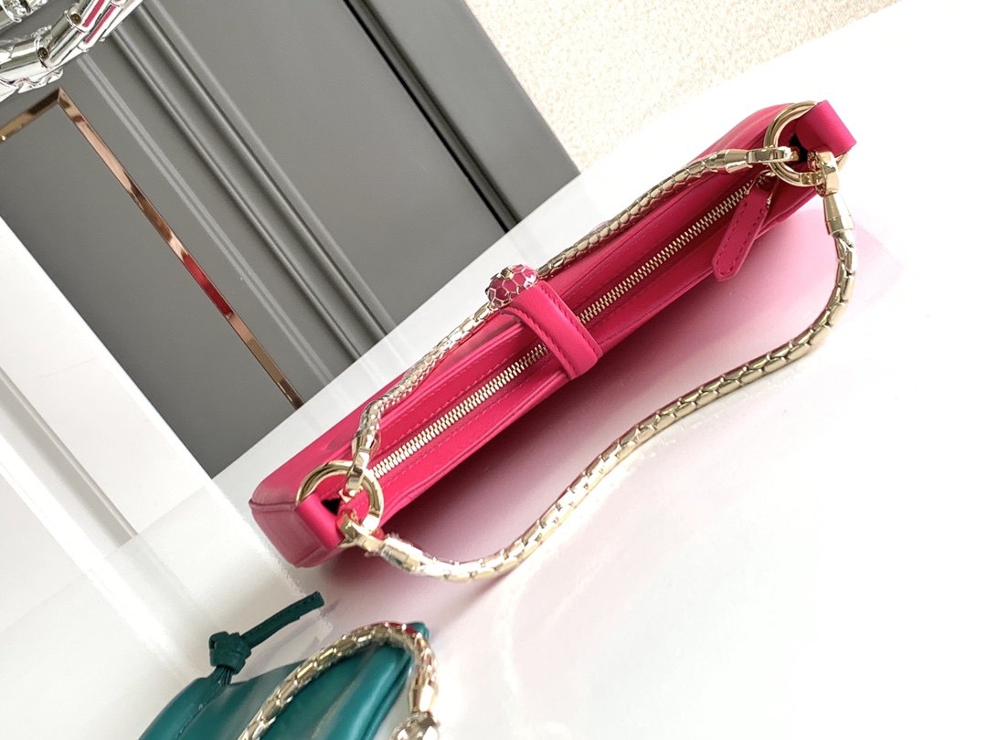 Bagsaaa Serpenti Baia small shoulder bag in pink - 27.5*18*4.5cm