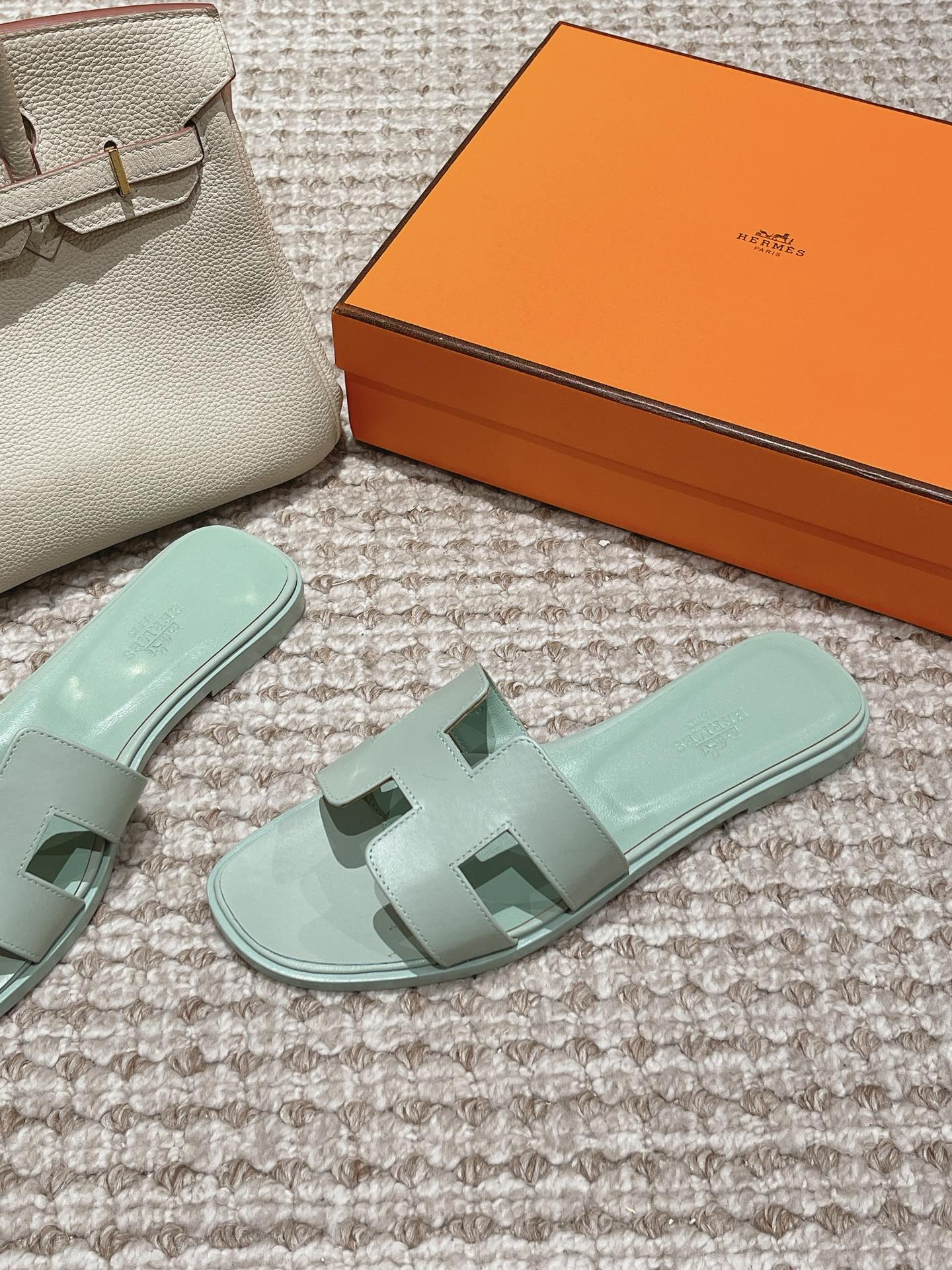 Bagsaaa H**me5 Oran Sandal Vert Deau