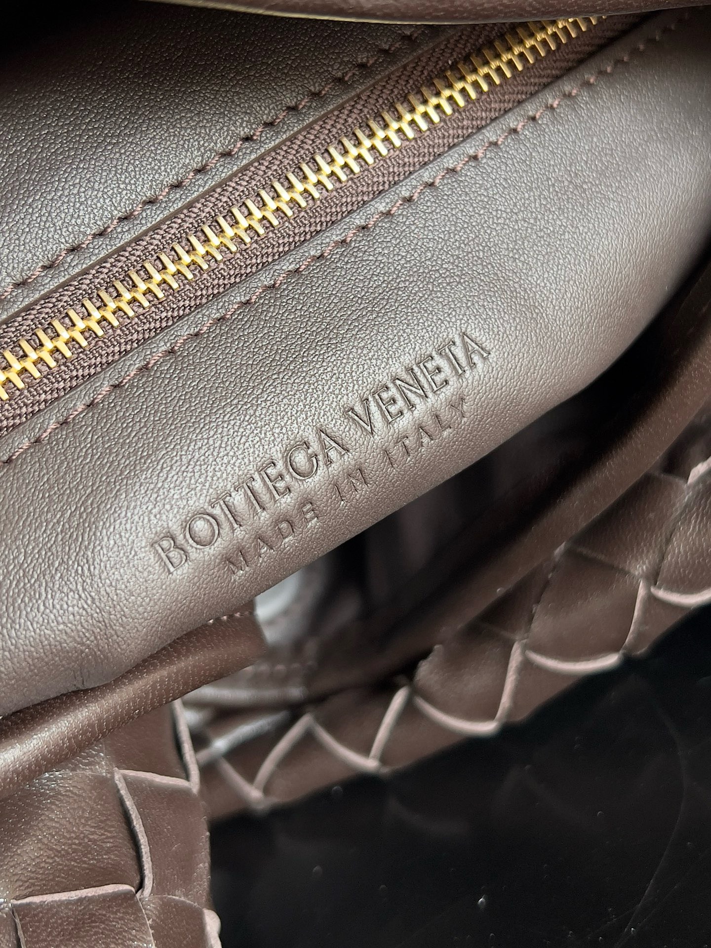 Bagsaaa B0tt*ga Ven*ta Large Hop Brown - 54x23x13cm