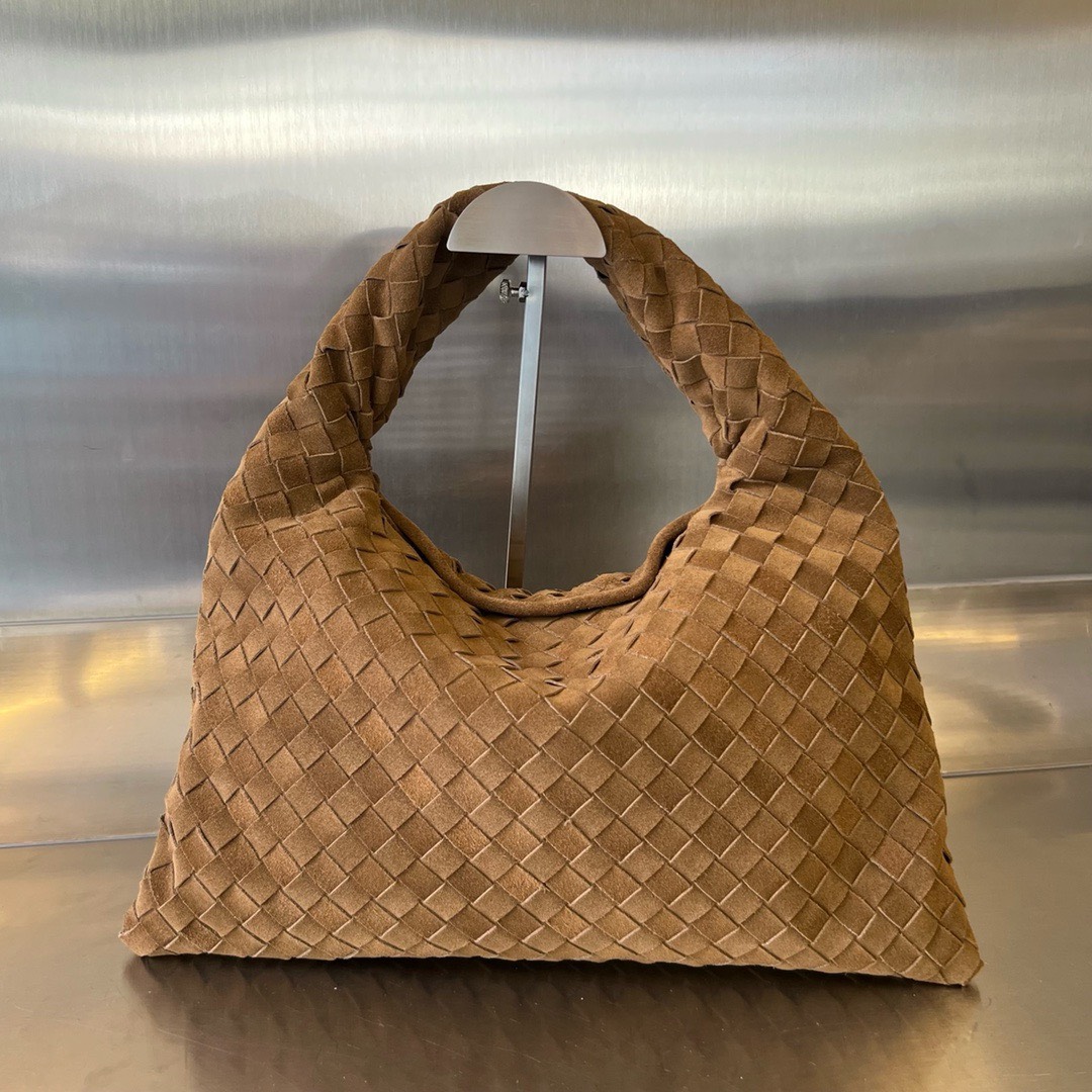 Bagsaaa B0tt*ga Ven*ta Small Hop Light Brown In Suede - 41x20.5x7.5cm