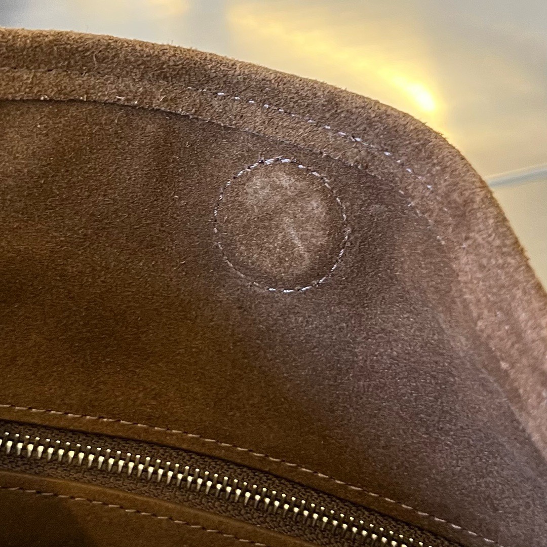 Bagsaaa B0tt*ga Ven*ta Small Hop Light Brown In Suede - 41x20.5x7.5cm