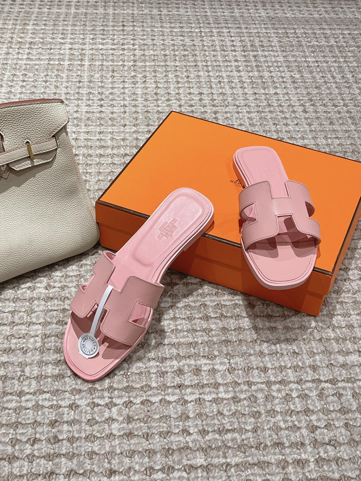 Bagsaaa H**me5 Oran Sandals Box calfskin In Pink