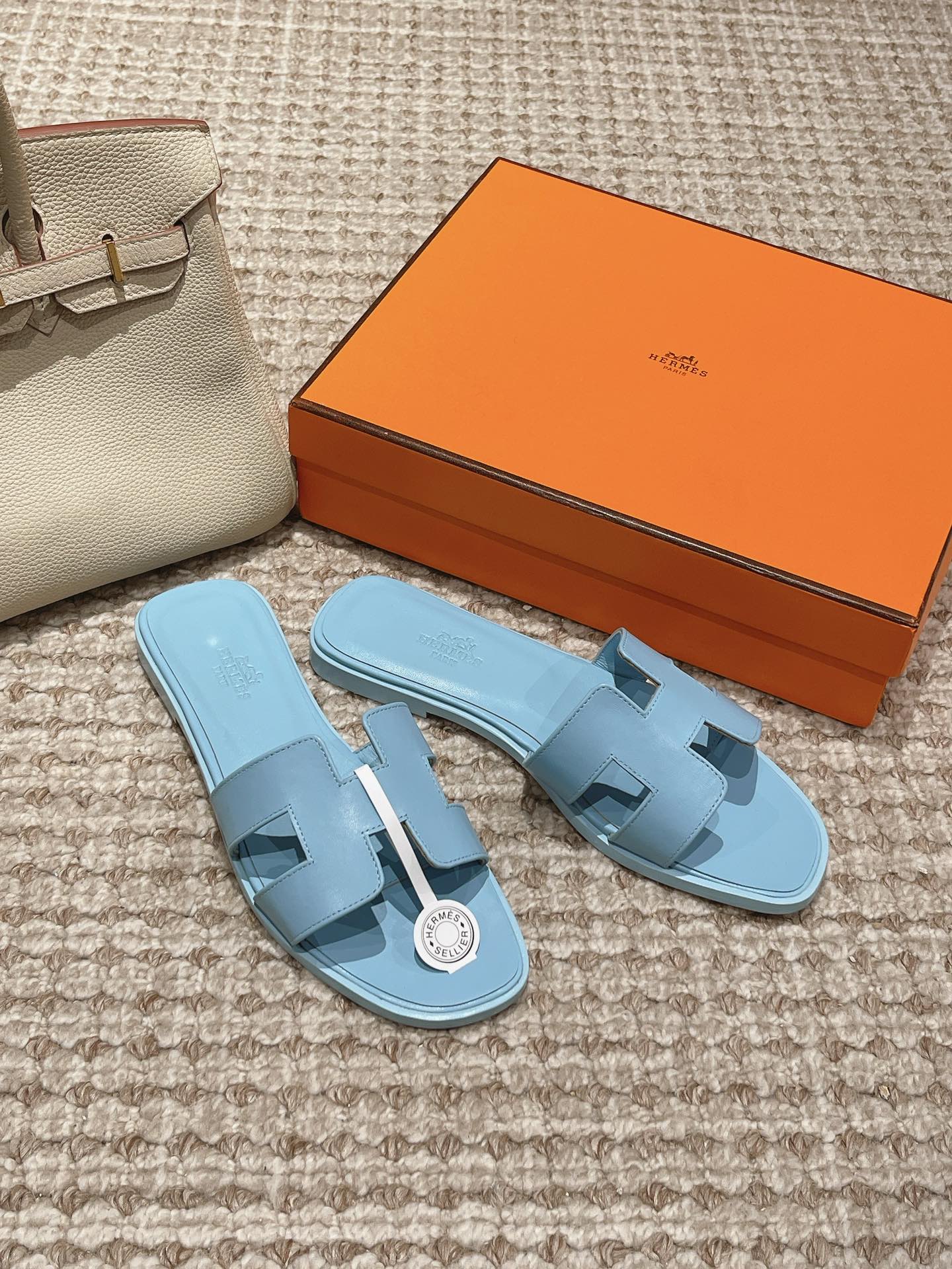 Bagsaaa H**me5 Oran Sandals Box calfskin In Blue