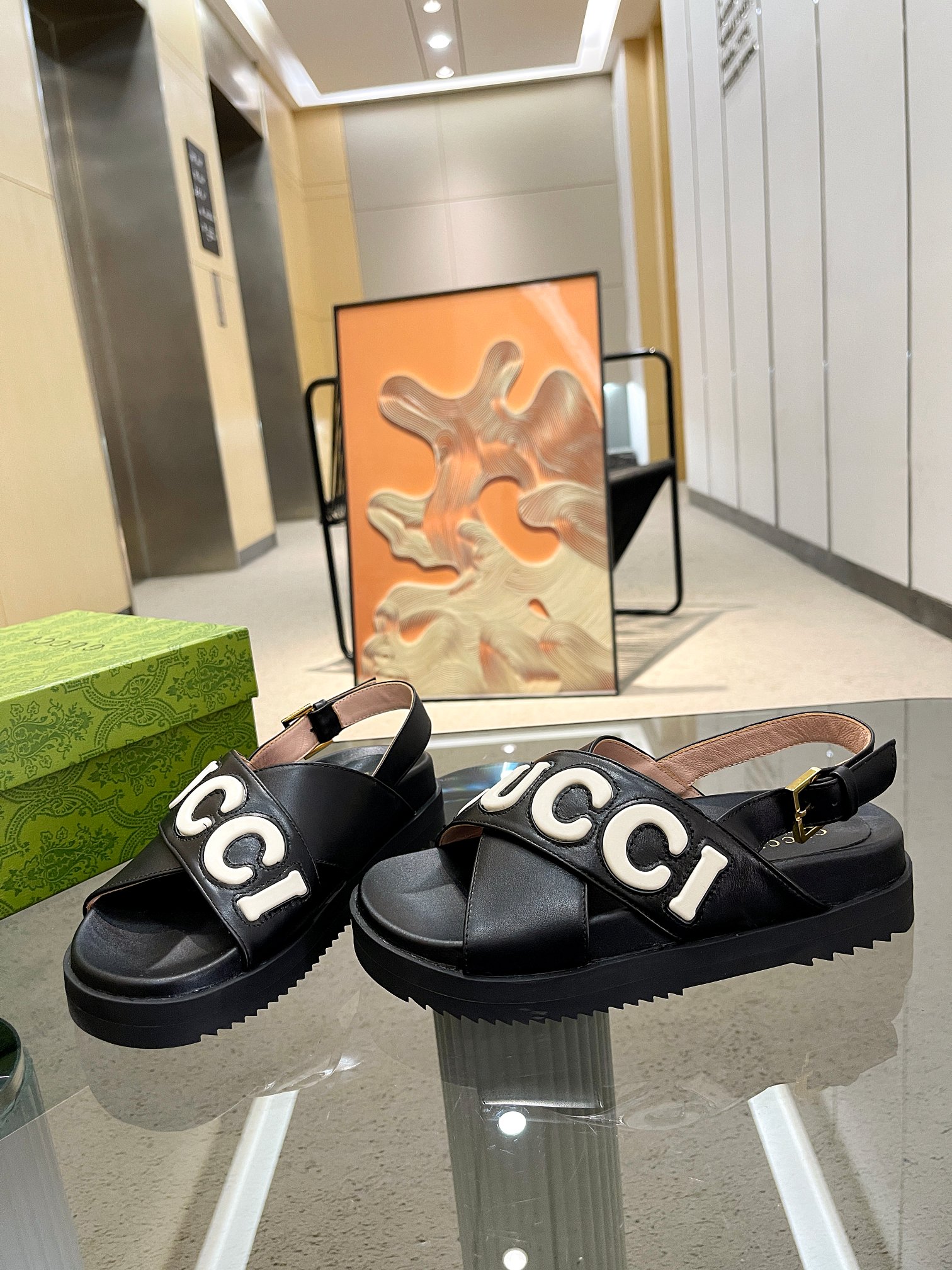 Bagsaaa Gvc*1 Logo-appliqué Leather Black Sandals