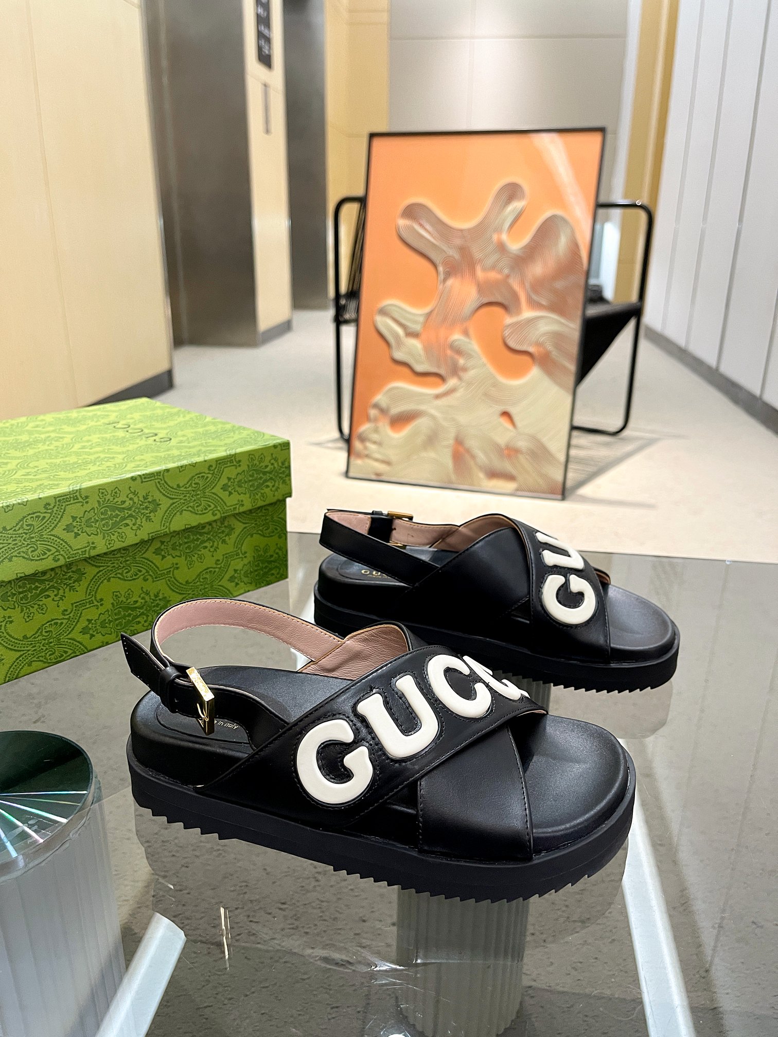 Bagsaaa Gvc*1 Logo-appliqué Leather Black Sandals