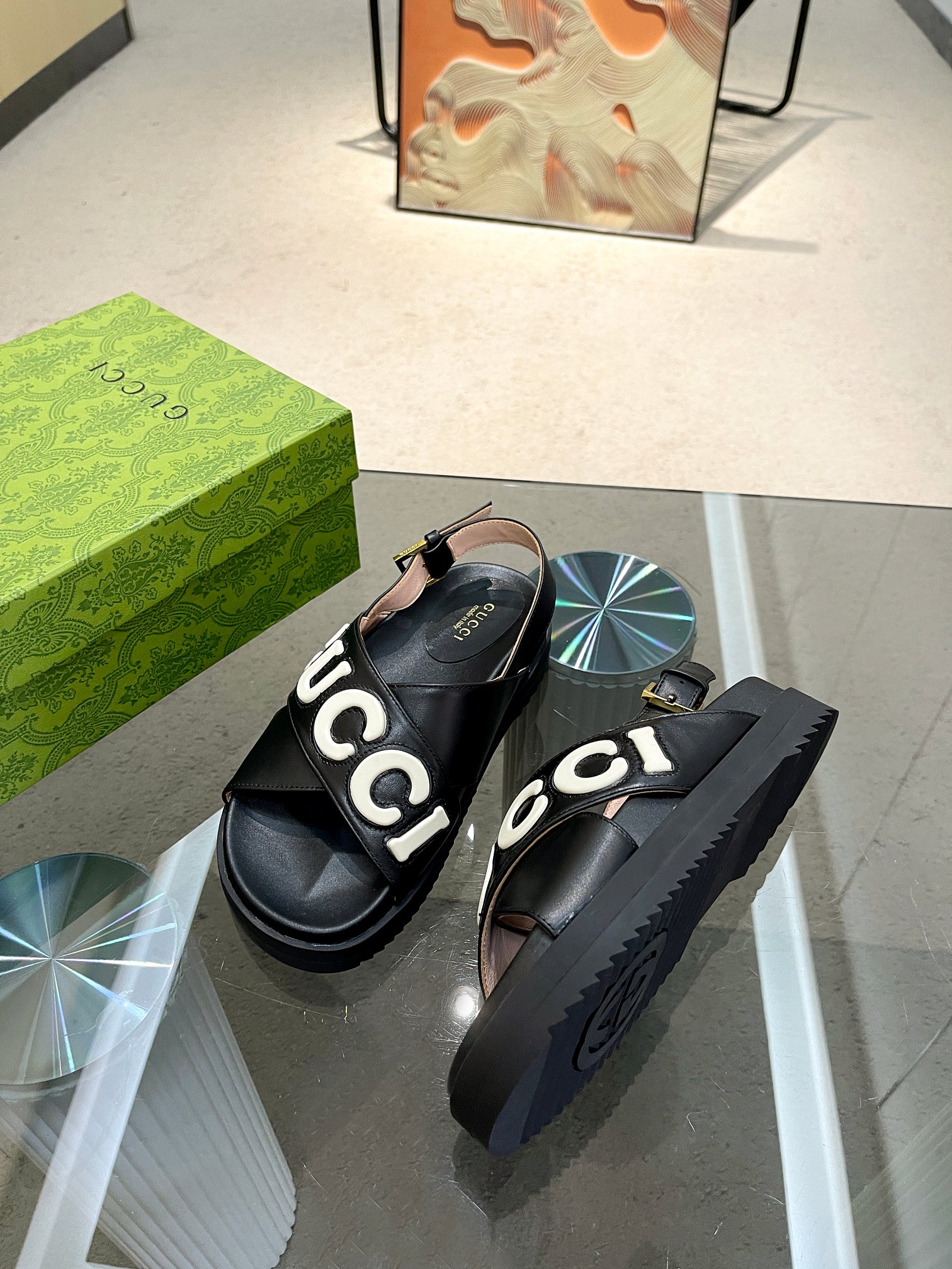 Bagsaaa Gvc*1 Logo-appliqué Leather Black Sandals