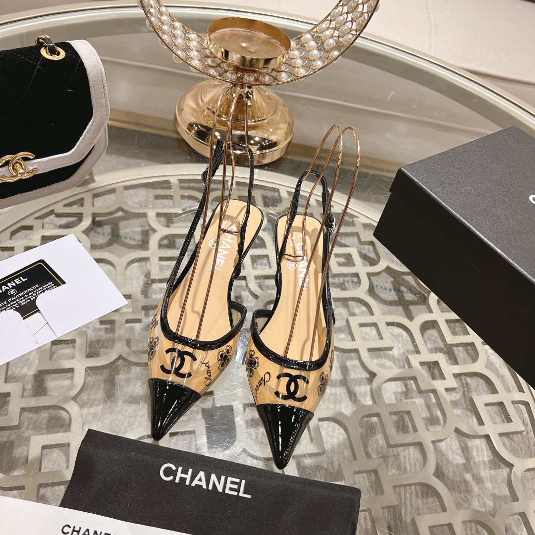 Bagsaaa Ch**el Slingback Pump Black & Beige