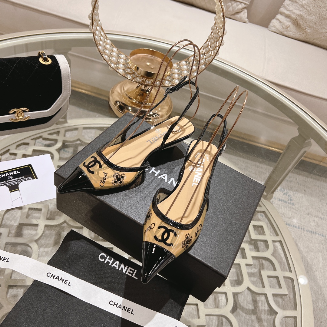 Bagsaaa Ch**el Slingback Pump Black & Beige