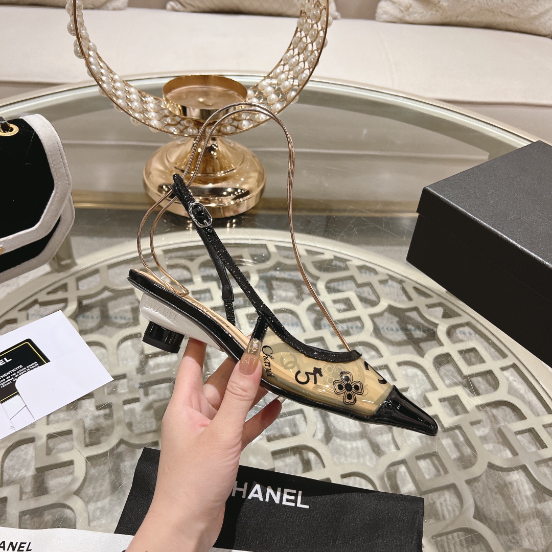 Bagsaaa Ch**el Slingback Pump Black & Beige