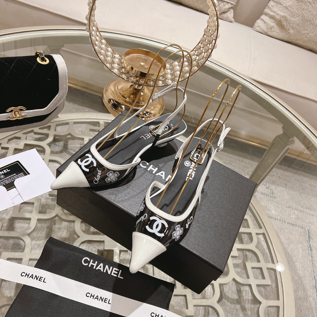 Bagsaaa Ch**el Slingback Pump uWhite