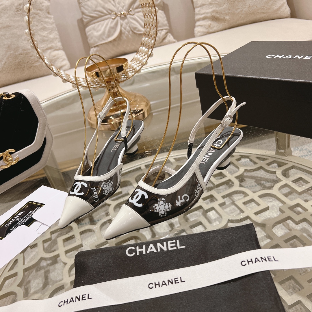 Bagsaaa Ch**el Slingback Pump uWhite