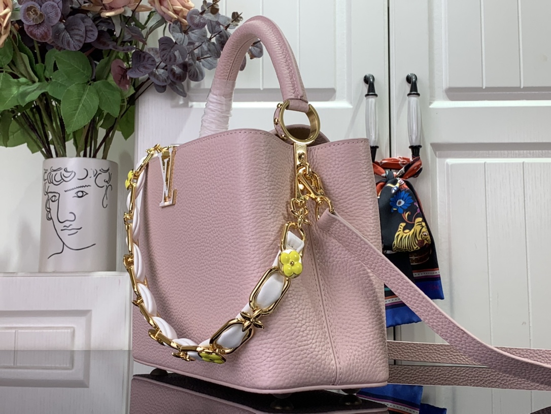 Bagsaaa L0vis Vvtt0n Alma BB Pink with flower strap