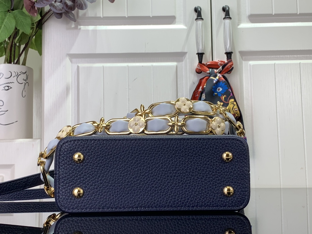 Bagsaaa L0vis Vvtt0n Capucines Mini Blue with flower strap - 21x14x8cm