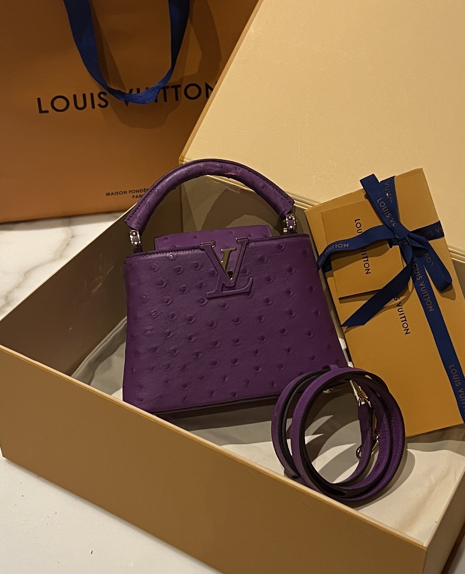 Bagsaaa L0vis Vvtt0n Capucines Ostrich Leather Purple