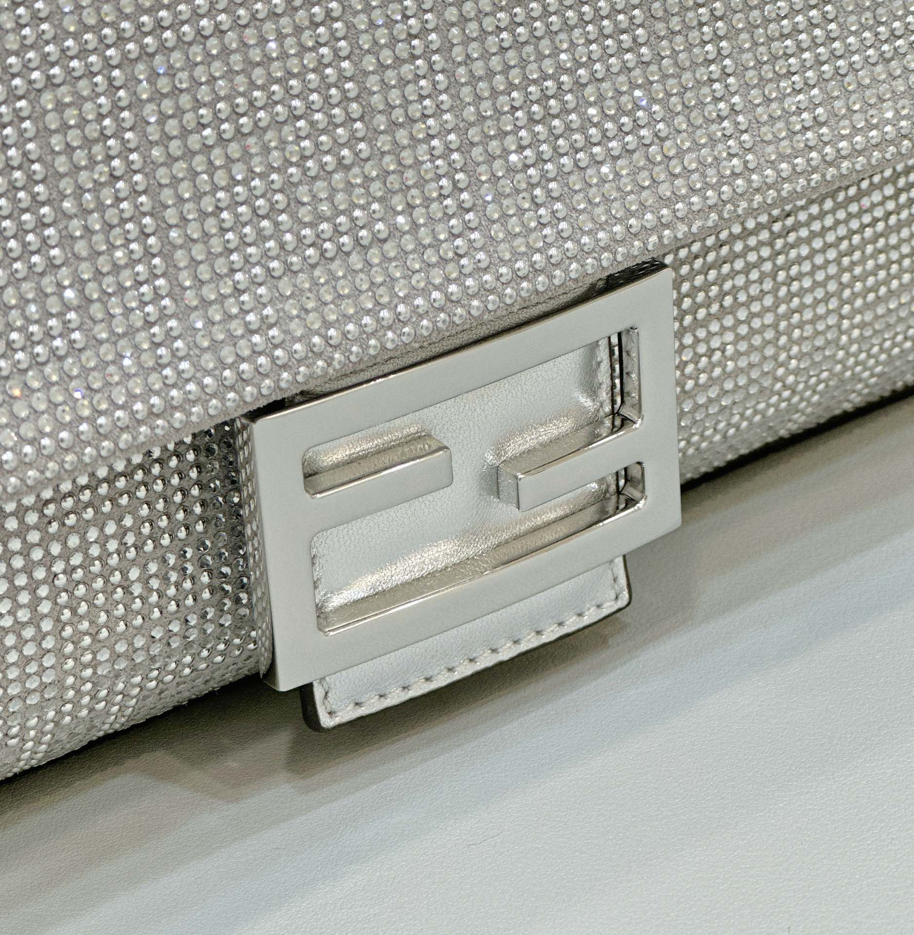 Bagsaaa F**di Baguette Silver Crystal Bag - 27*6*15cm