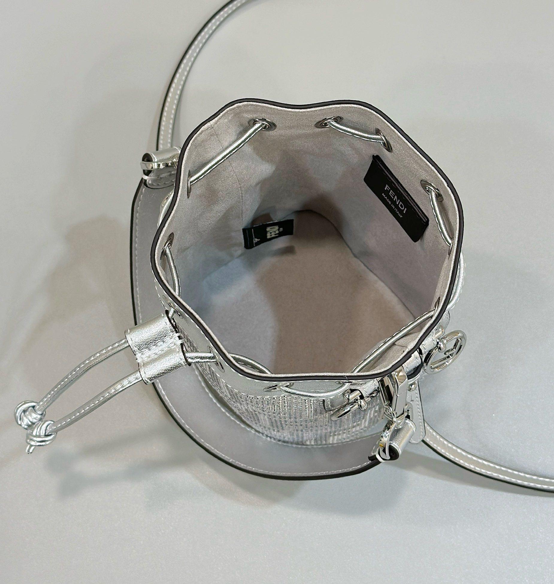 Bagsaaa F**di Bucket Silver Crystal Bag - 12*10*18cm