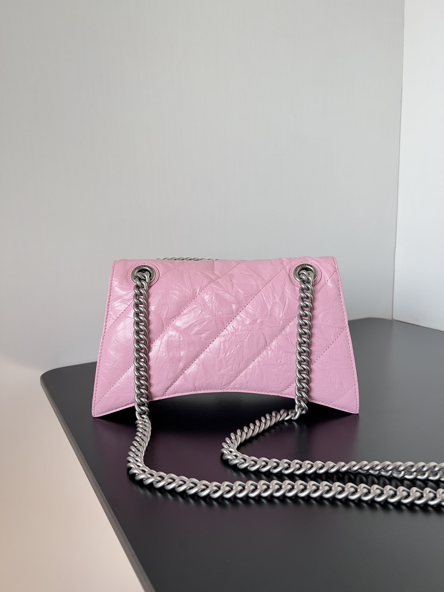 Bagsaaa Ba1en*iaga Crush Small Chain Bag In Pink - 25.5*10*15.5cm