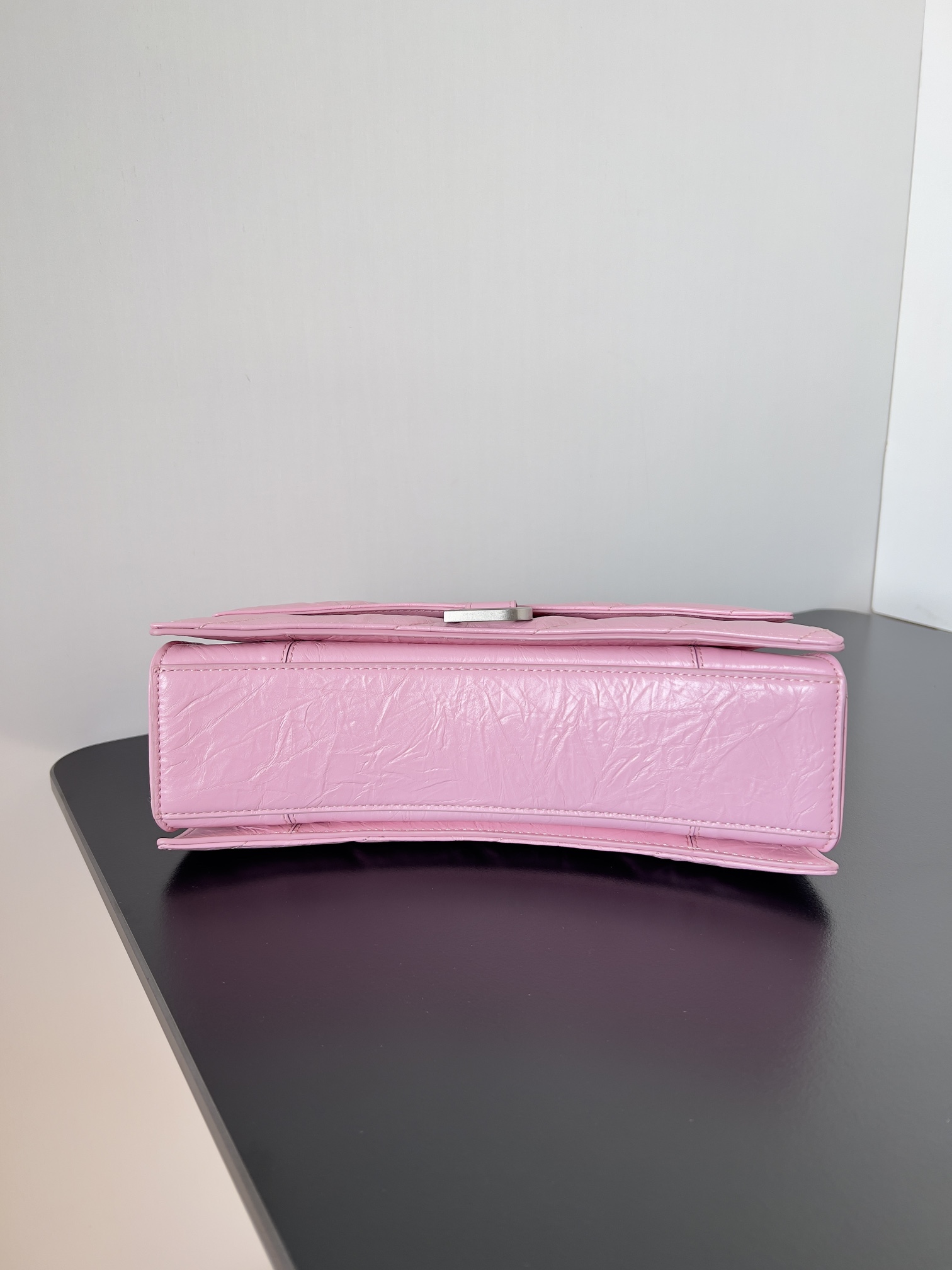 Bagsaaa Ba1en*iaga Crush Small Chain Bag In Pink - 25.5*10*15.5cm